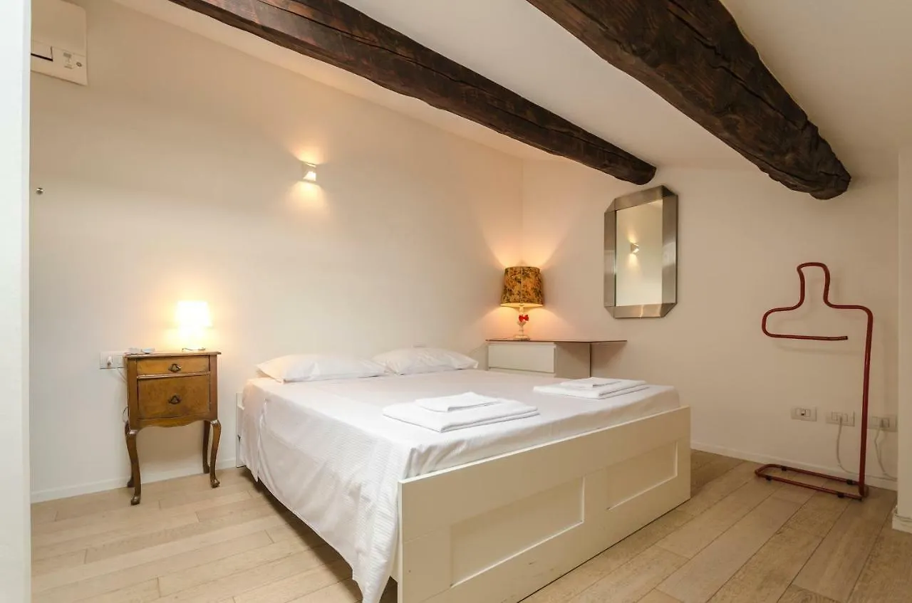 Appartement Rismondo Suite Bologna Italië